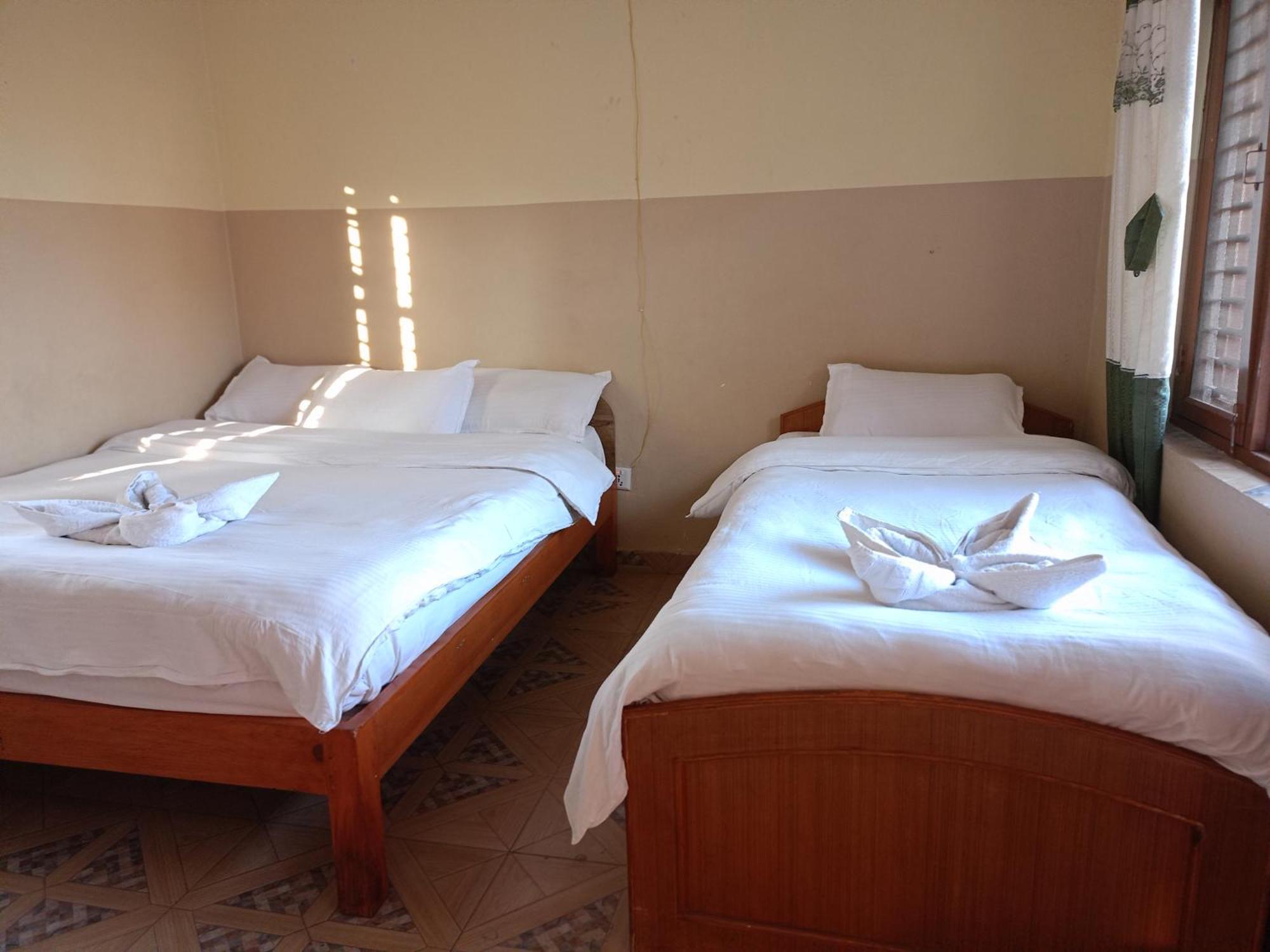 Pokhara Metro Eco Hotel Екстериор снимка