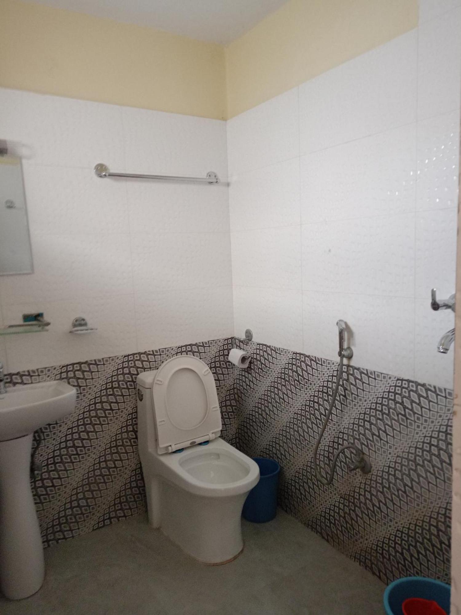 Pokhara Metro Eco Hotel Стая снимка