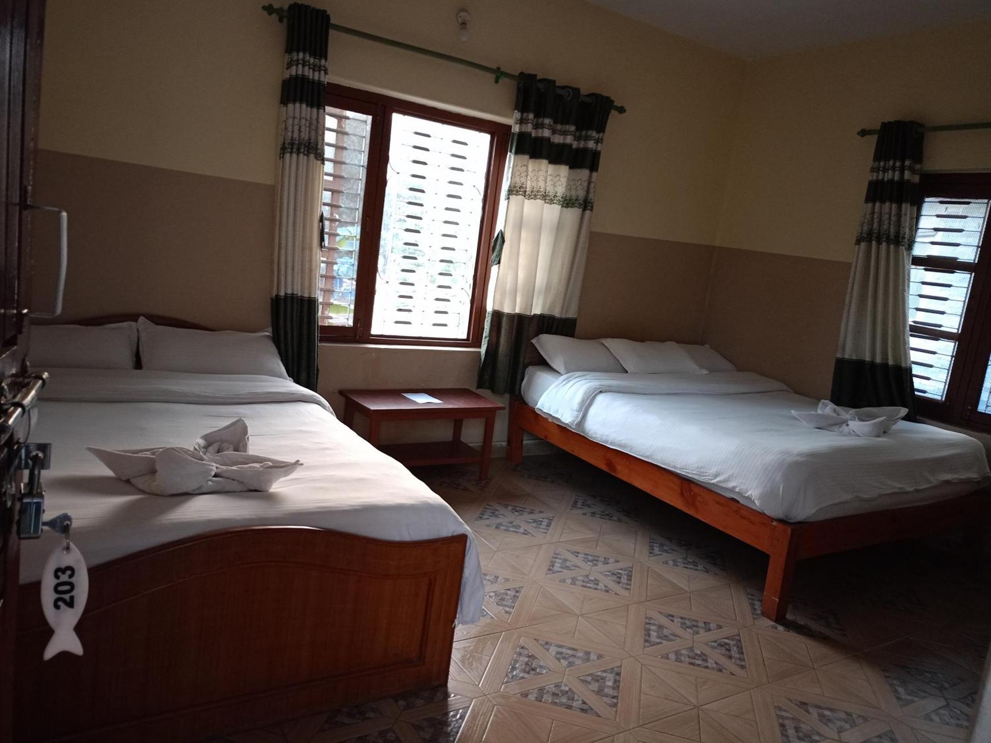 Pokhara Metro Eco Hotel Екстериор снимка