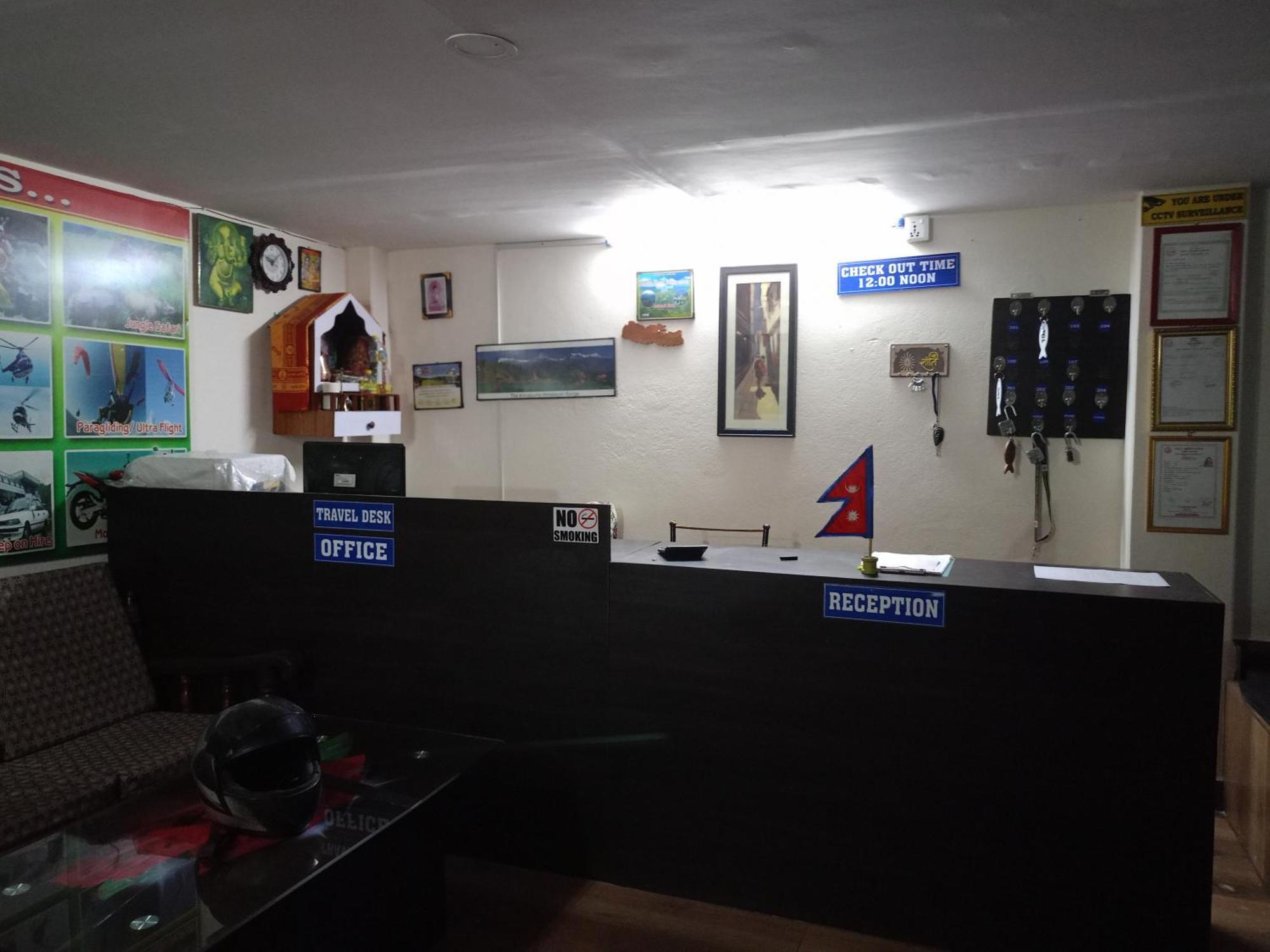 Pokhara Metro Eco Hotel Екстериор снимка