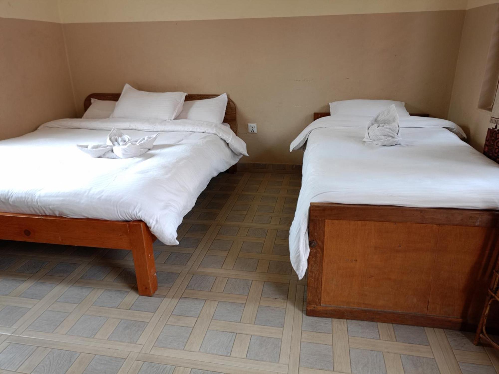 Pokhara Metro Eco Hotel Екстериор снимка