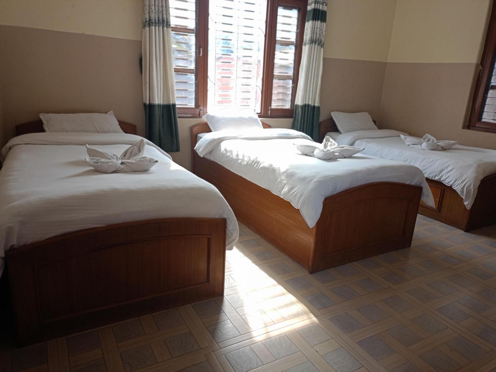 Pokhara Metro Eco Hotel Стая снимка