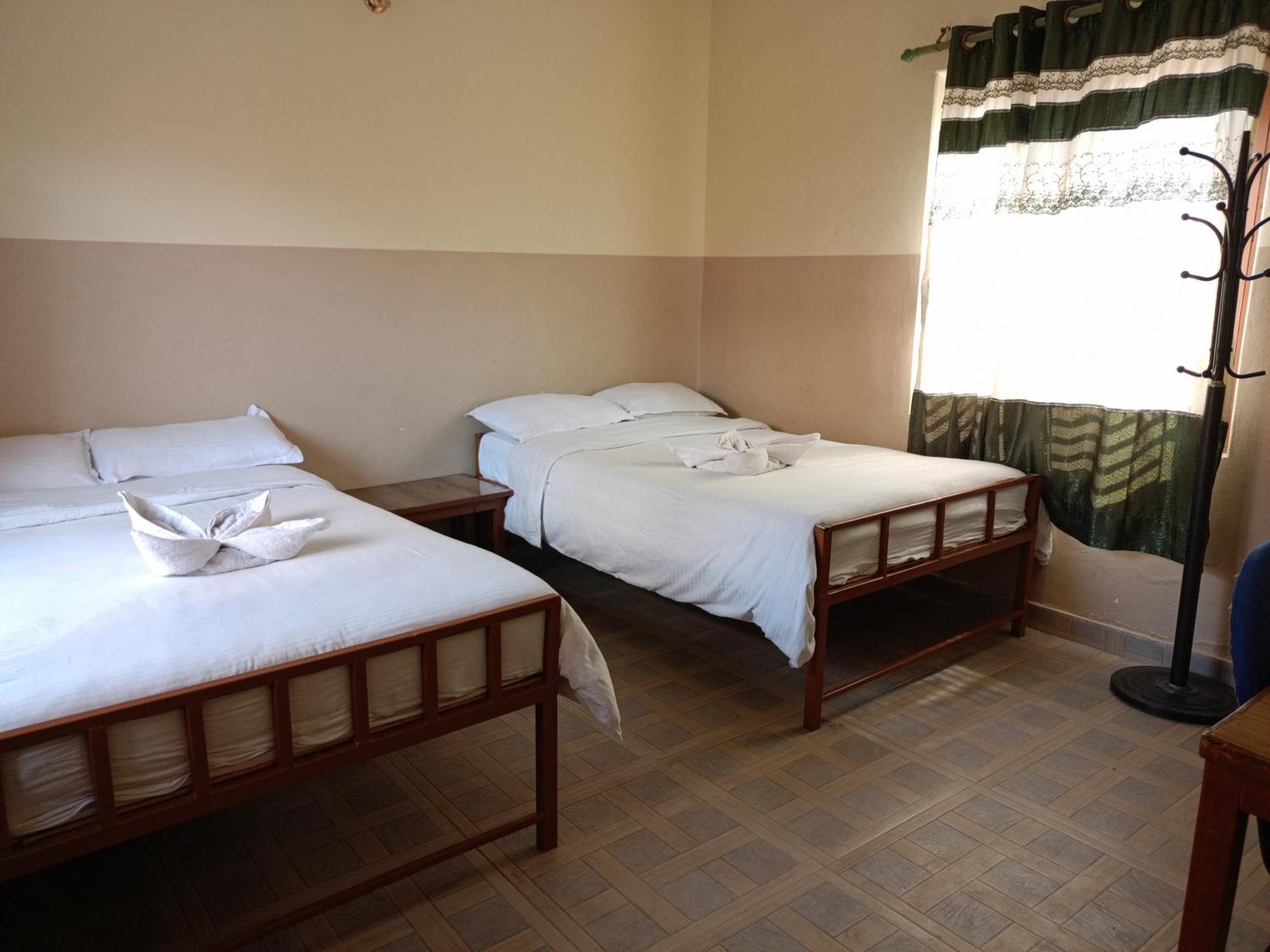 Pokhara Metro Eco Hotel Екстериор снимка